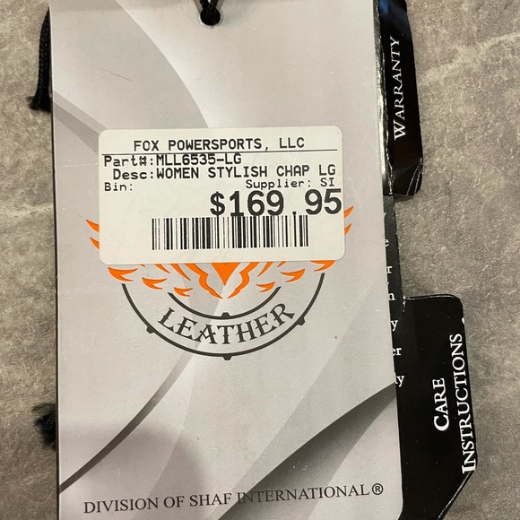 COPY - New Women’s Leather Riding Jacket, Vest & Chaps - Picture 9 of 9